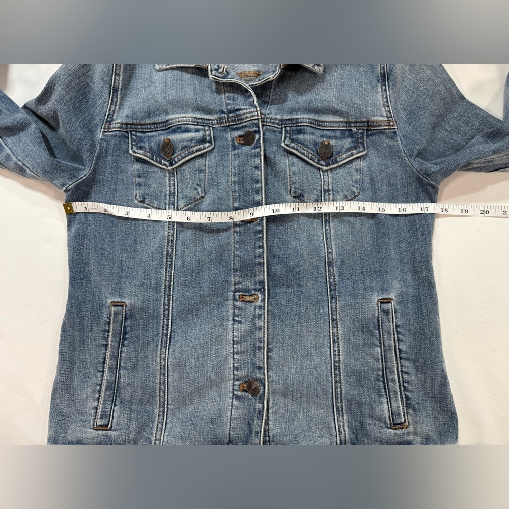 CHICO'S Medium Blue Denim Jacket with flag embroidery size S - Picture 14 of 15
